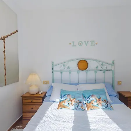 Love Menorca Piscina,pequeno Jardin Privado Y A 150metros De La Playa * Arenal d'en Castell